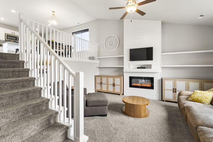 Property Photo: 2805 NW 25th Street IA 50023