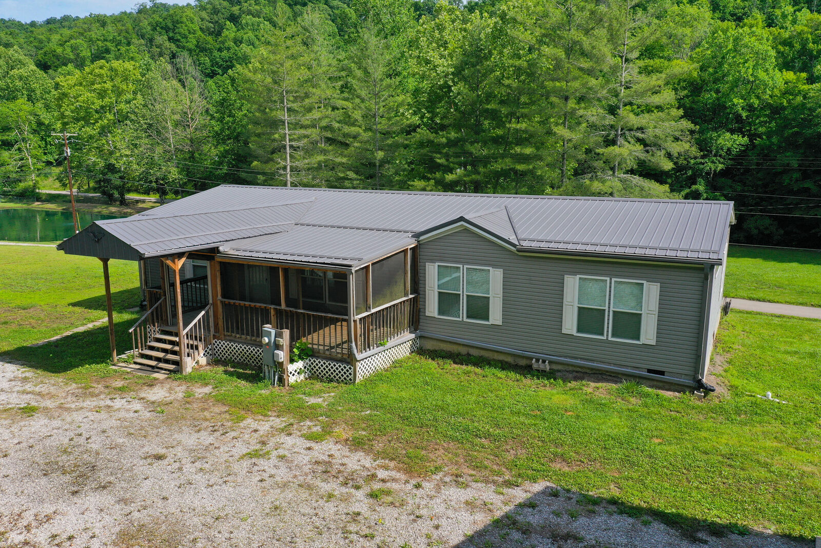 Property Photo: 1153 Pawpaw Road KY 40962