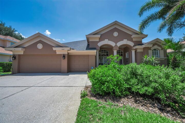 Property Photo:  5287 Kernwood Court  FL 34685 