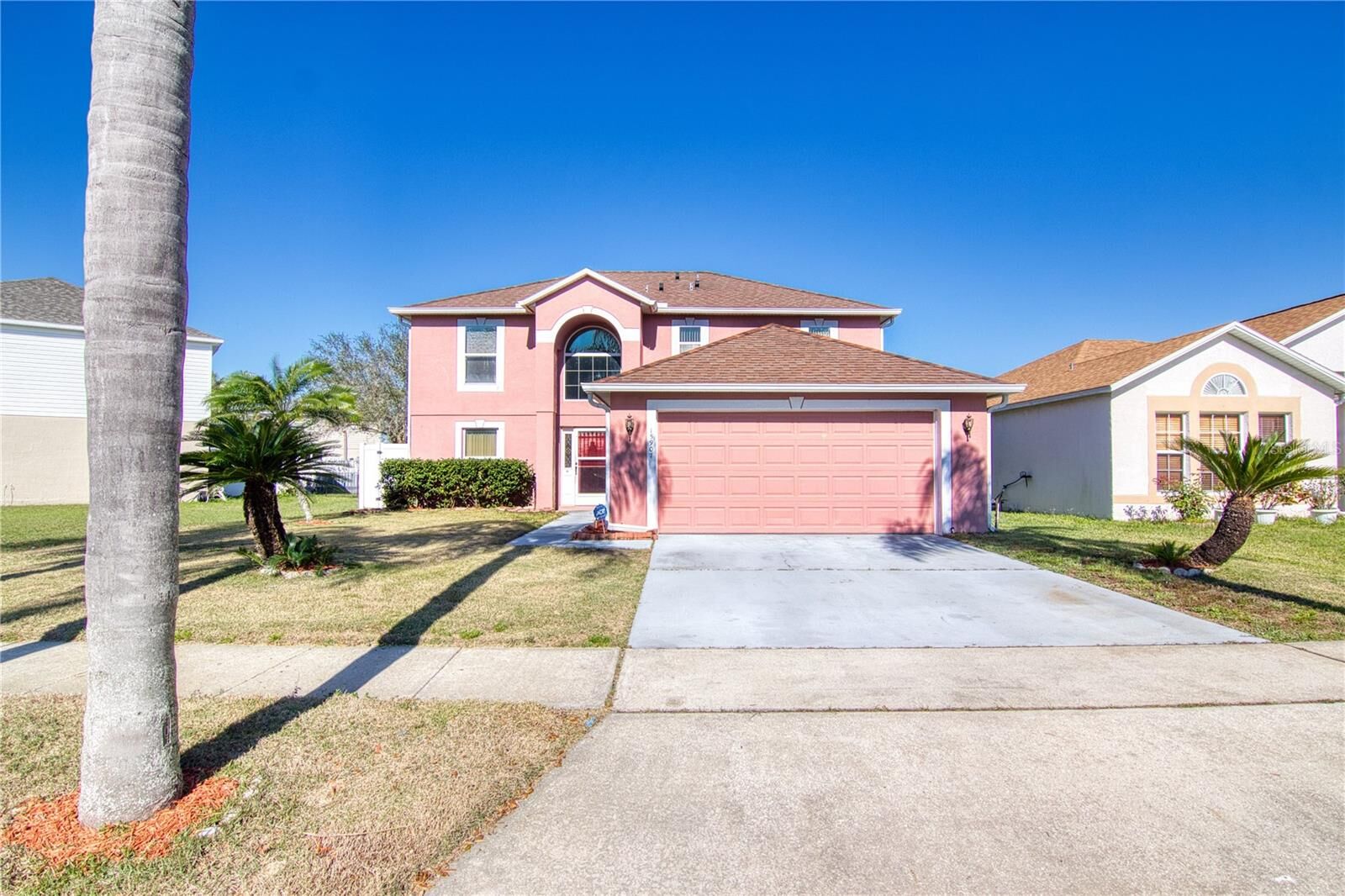 Property Photo:  15907 Wilkinson Drive  FL 34714 