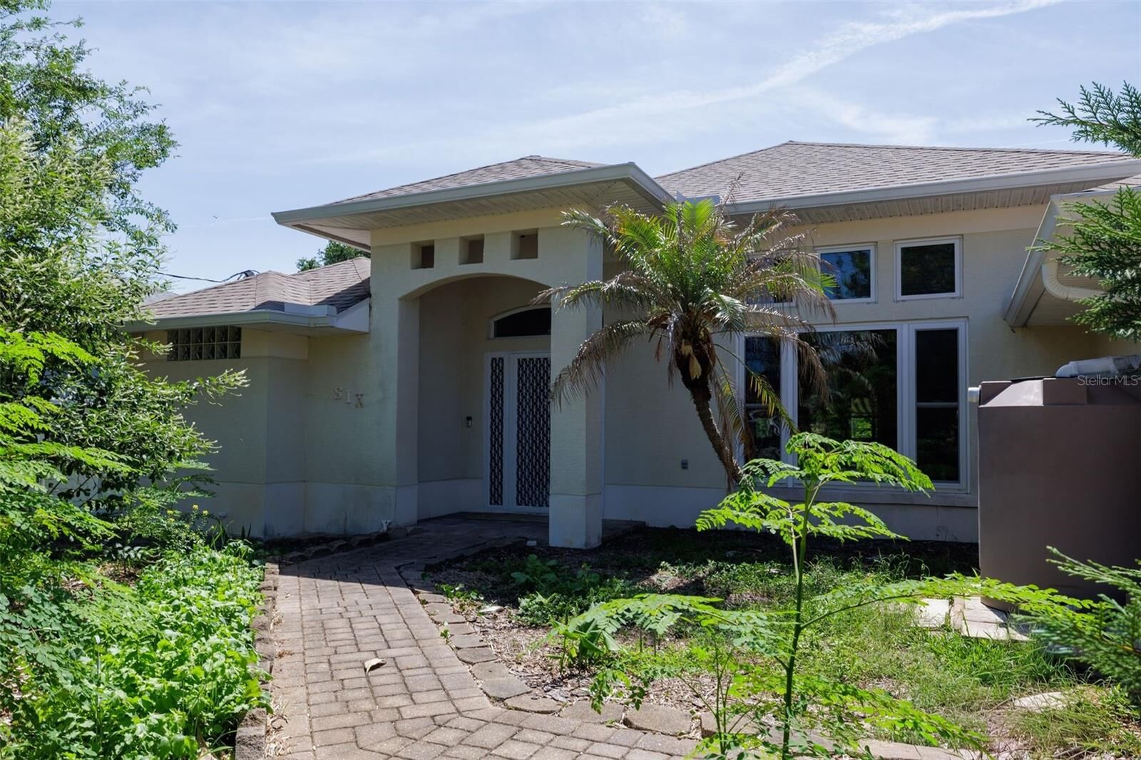 Property Photo:  6 Fairhill Lane  FL 32137 