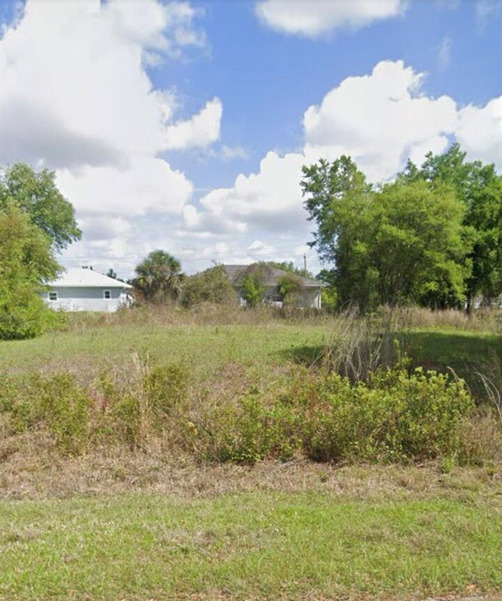 Property Photo: 295 Glengary Circle FL 33982