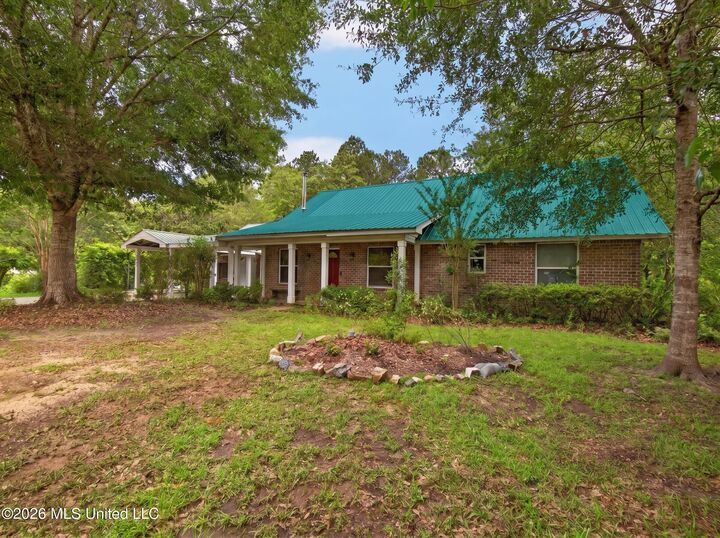 Property Photo:  19119 E Highland Drive  MS 39574 