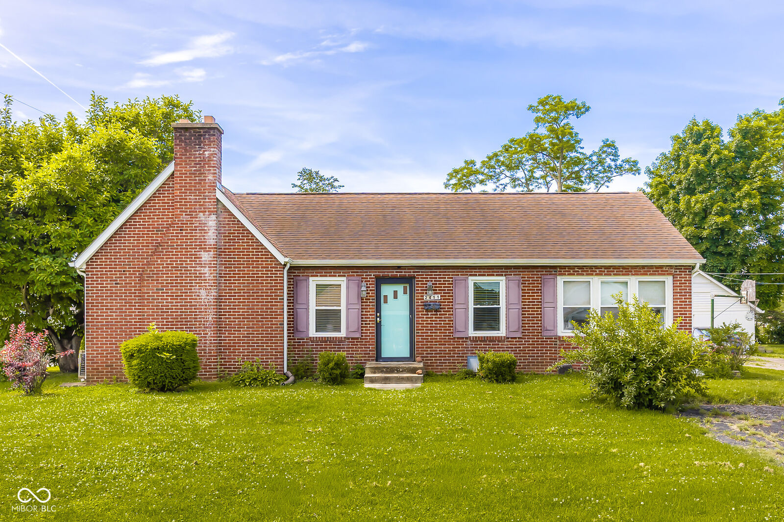 Property Photo:  2411 Ohio Avenue  IN 47201 