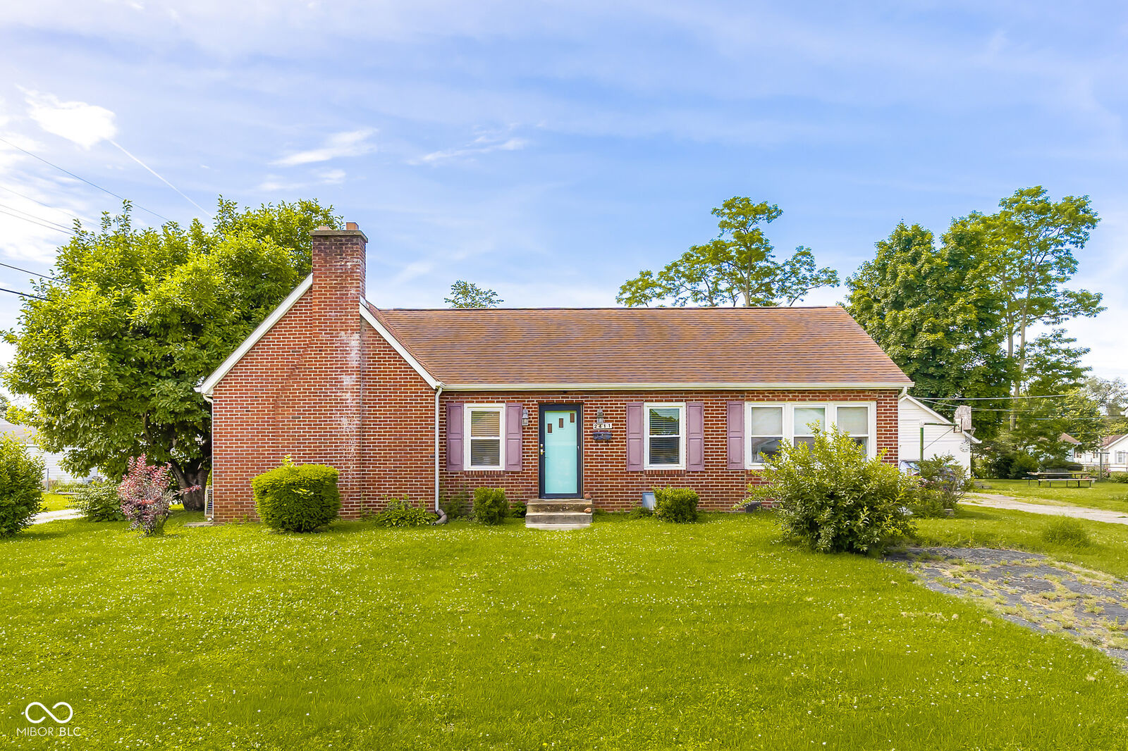 Property Photo: 2411 Ohio Avenue IN 47201