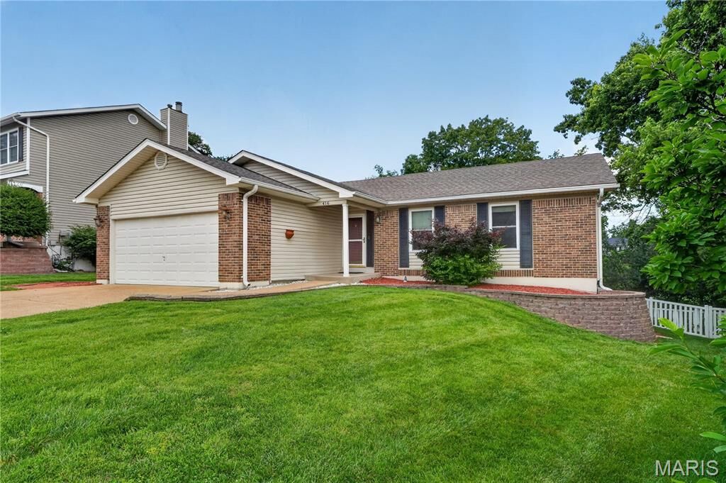 Property Photo:  416 Harvest Hill Court  MO 63021 