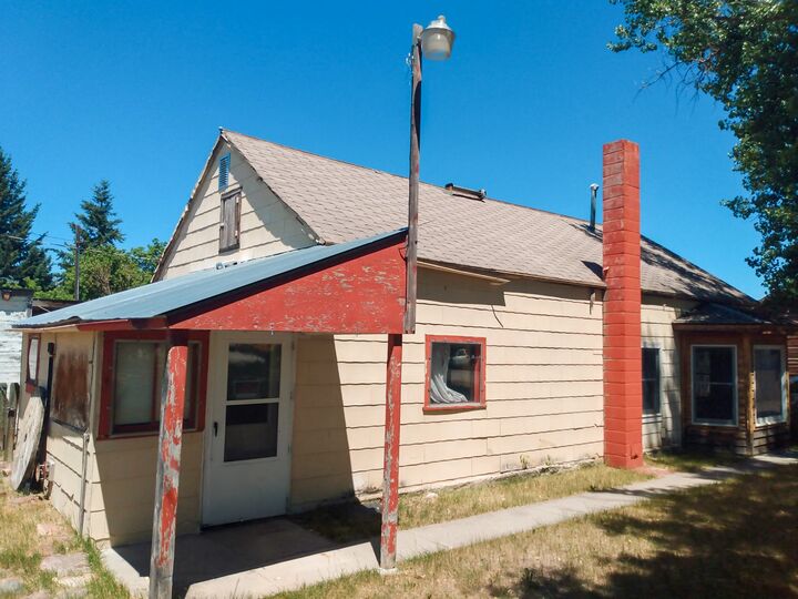 Property Photo:  313 Main Street  MT 59641 
