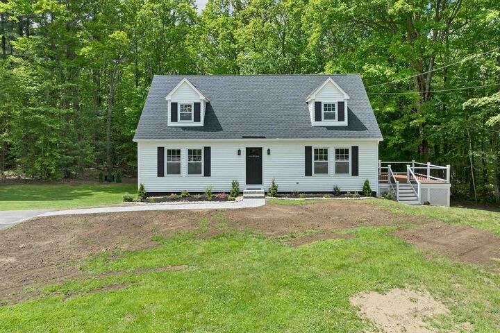 Property Photo: 260 Center Hill Road NH 03234