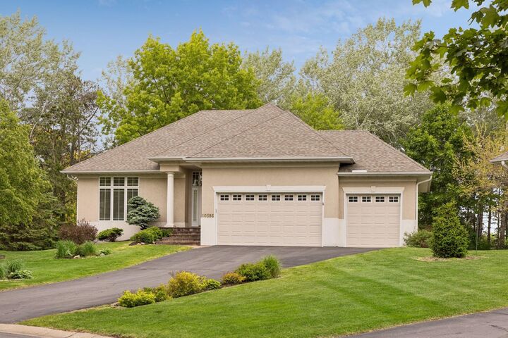 Property Photo:  10586 Estate Drive  MN 55347 