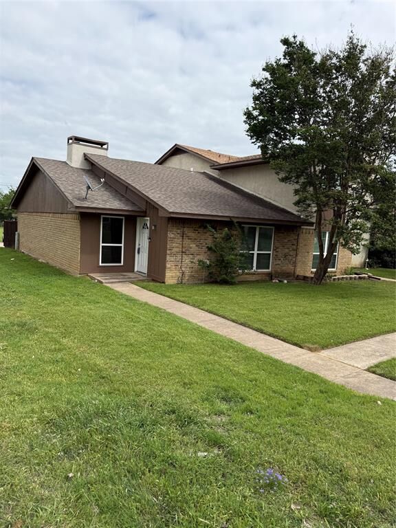 Property Photo:  1402 S Carrier Parkway 110  TX 75051 
