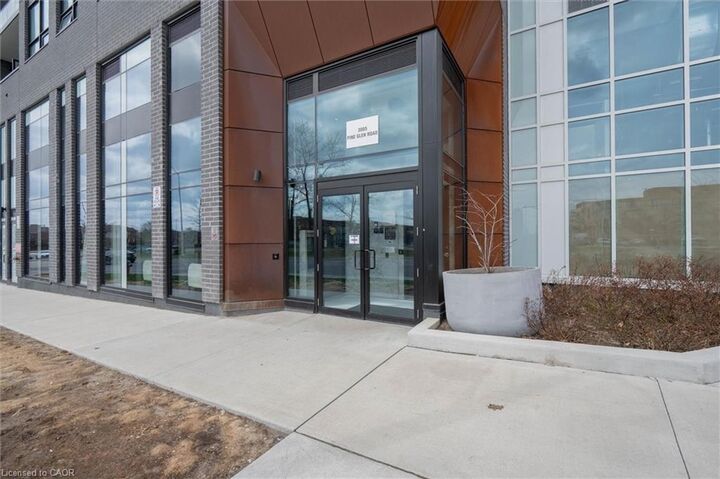 Property Photo: 3005 Pine Glen Road 601 ON L6M 5P5