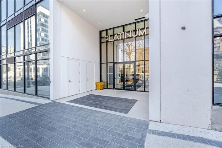 Property Photo: 15 Queen Street S 2206 ON L8P 0C6