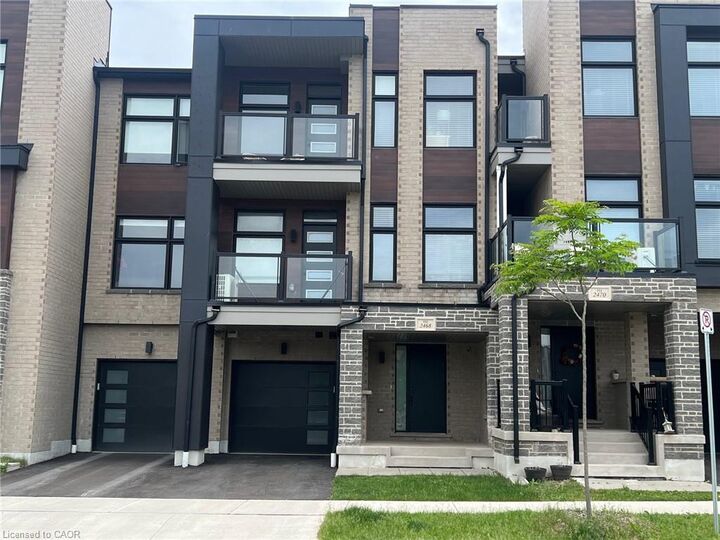 Property Photo: 2468 Badger Crescent ON L6M 5M1