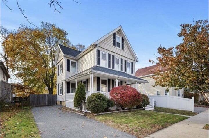 Property Photo:  14 Everett St 2  MA 02155 
