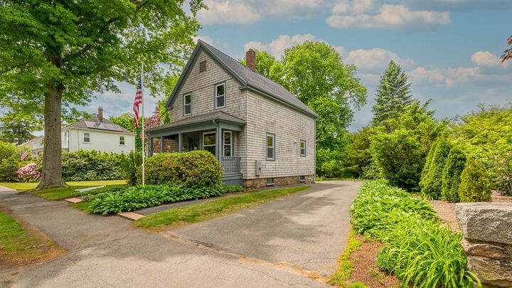 Property Photo:  120 Pine St  MA 01944 