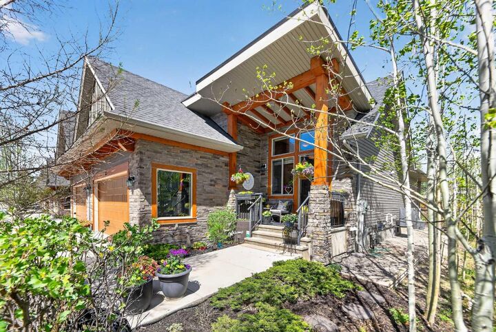 43 Cortina Villas SW — photo 1