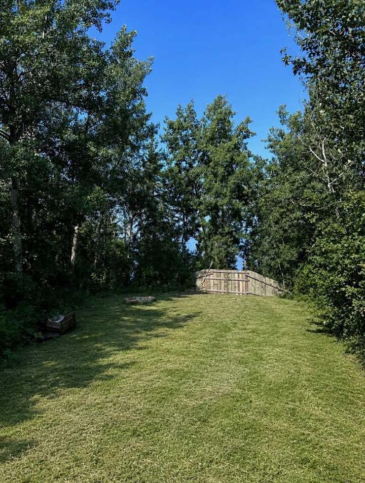 Property Photo: 534 67432 McGrane Road AB T0A 2C2