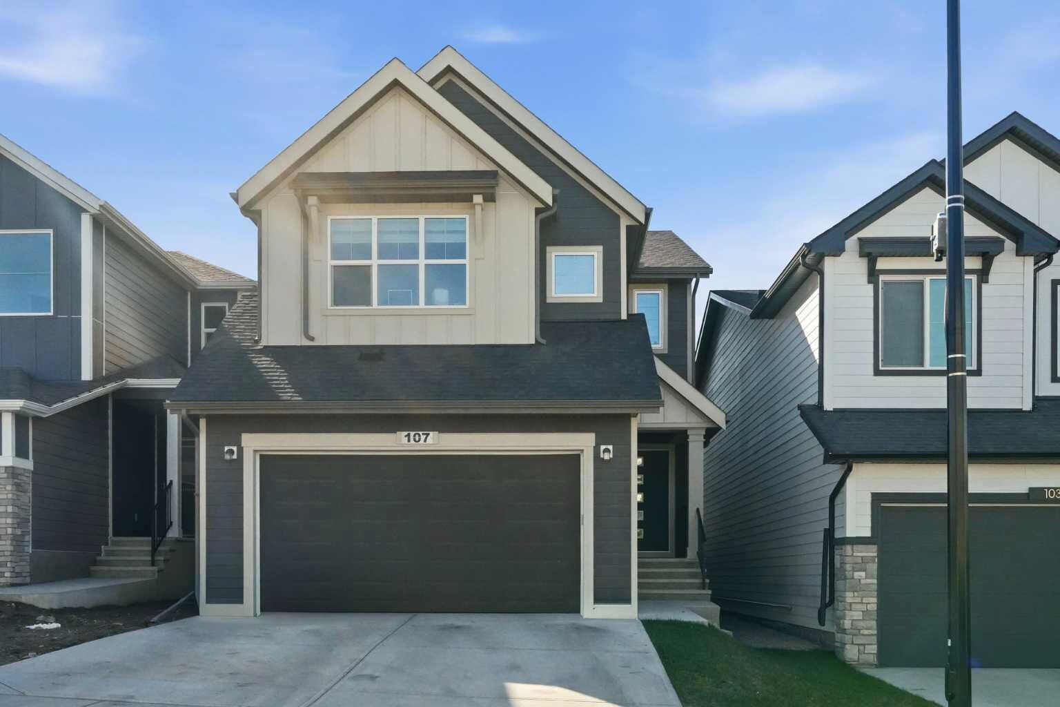 Property Photo:  107 Versant View SW  AB T2Y 0X3 