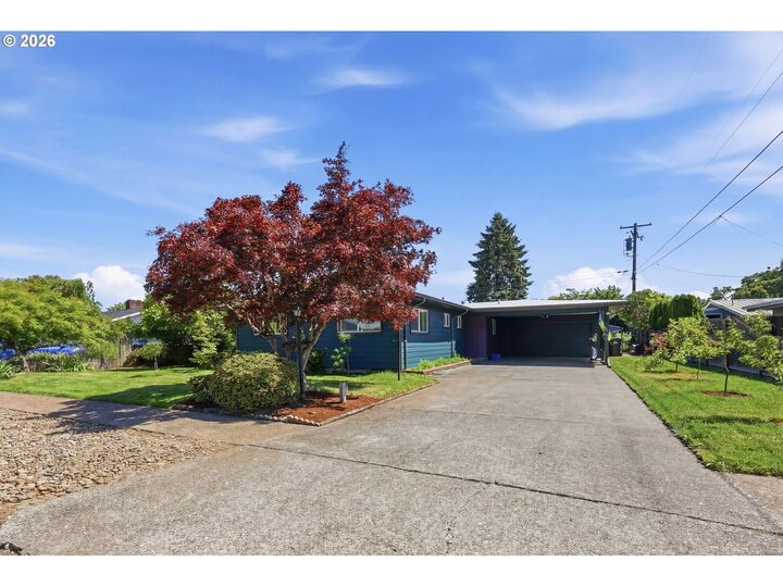 Property Photo:  65 Greenvale Dr  OR 97477 