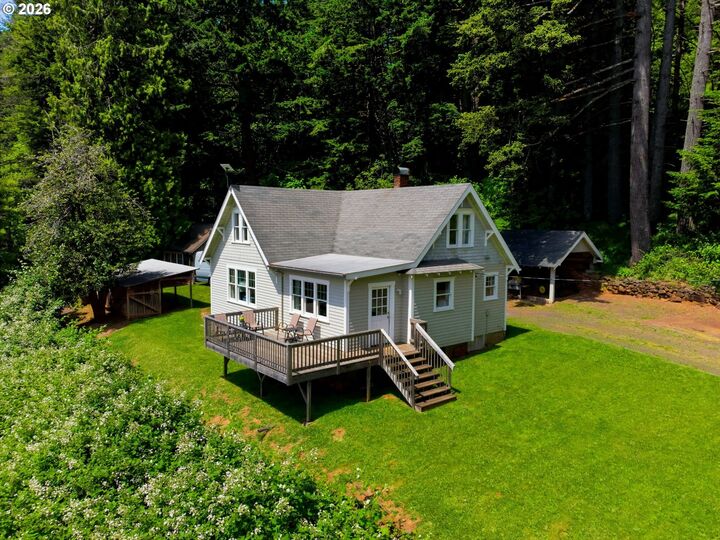 Property Photo:  431 Skelton Rd  WA 98648 