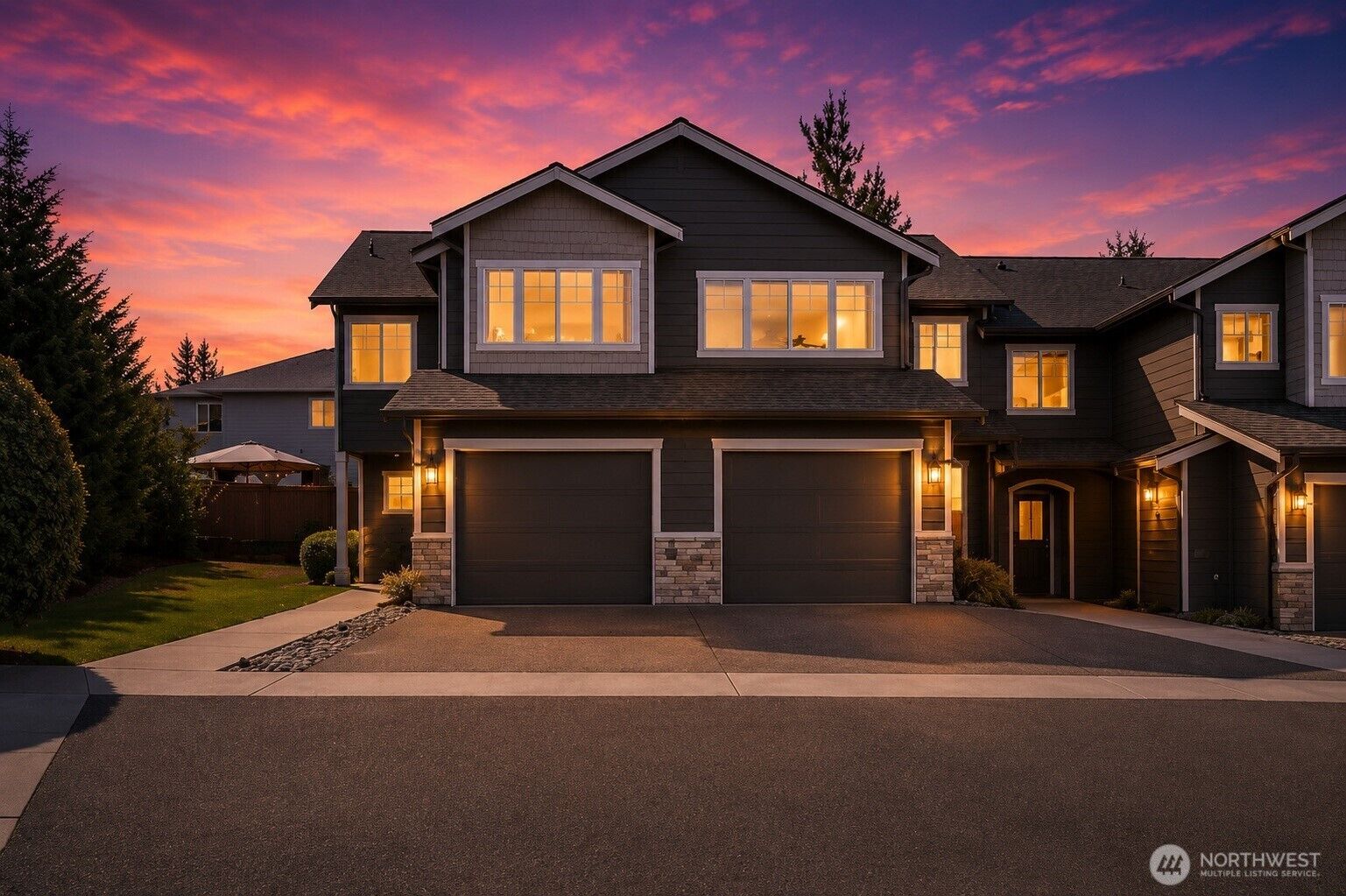 Property Photo: 3910 132nd Street SW D WA 98087