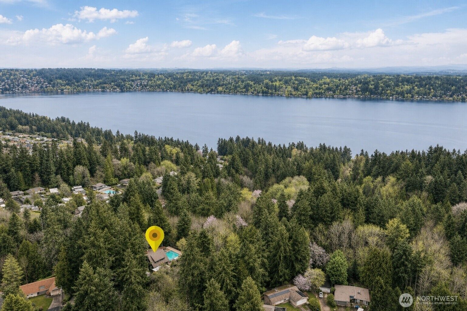 Property Photo:  16521 NE 1st Place  WA 98008 