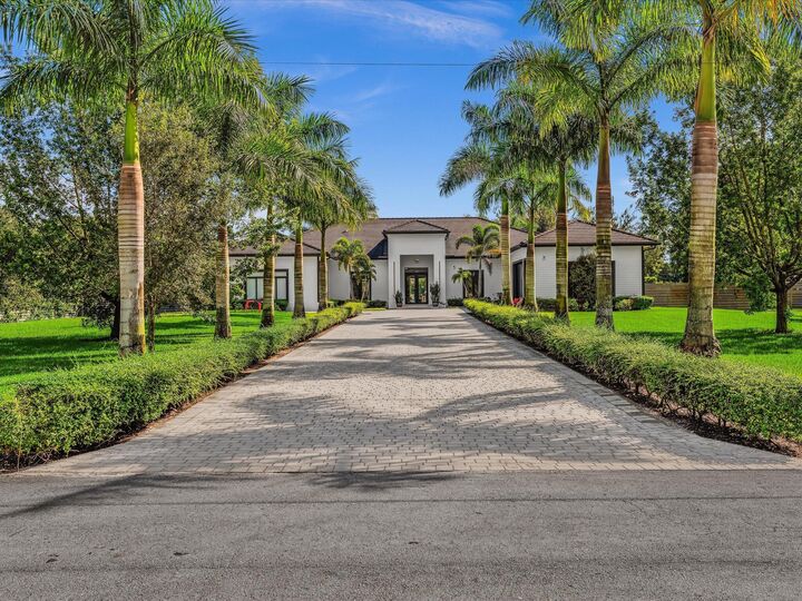 Property Photo:  6122 SW 173rd Way  FL 33331 