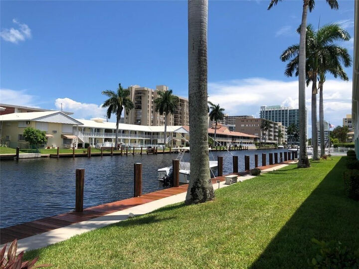 Property Photo:  2841 NE 32nd Street 2  FL 33306 