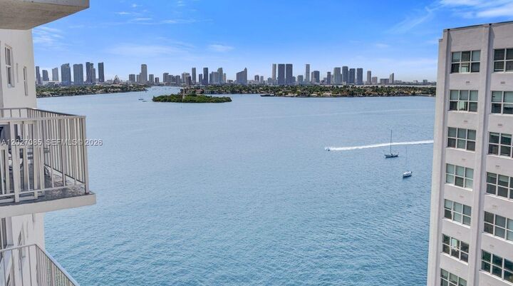 Property Photo:  1228 West Ave 1404  FL 33139 