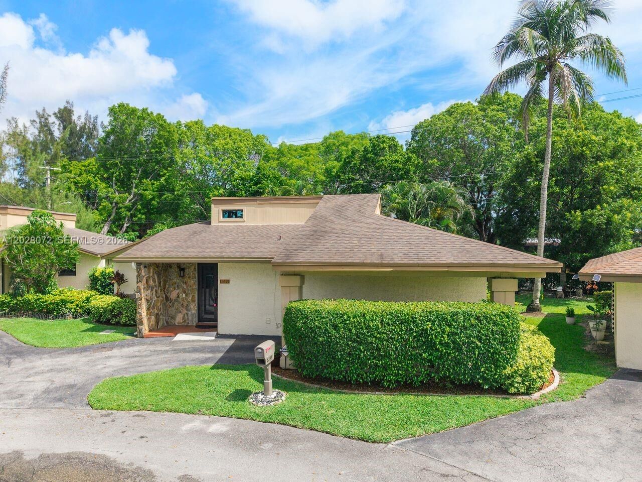 Property Photo: 8149 Royal Palm Ct 3 FL 33321