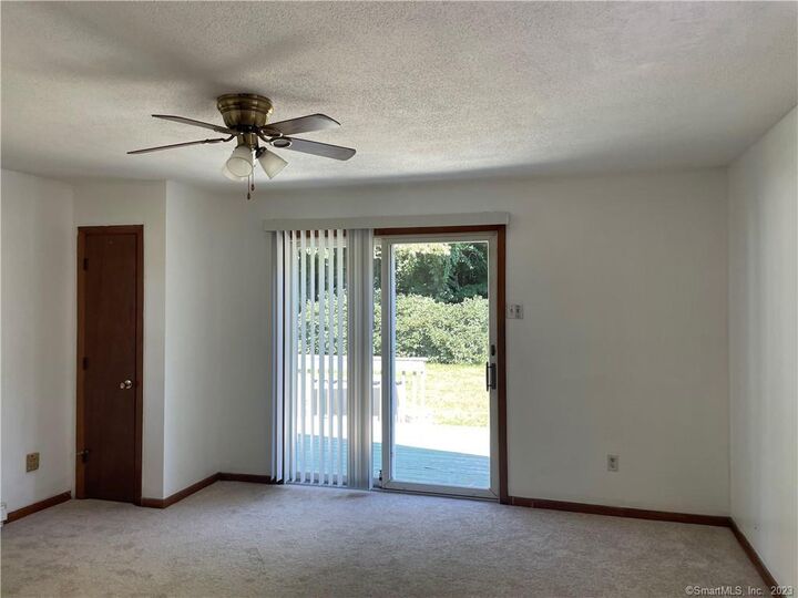 Property Photo:  59 Foxon Road  CT 06513 