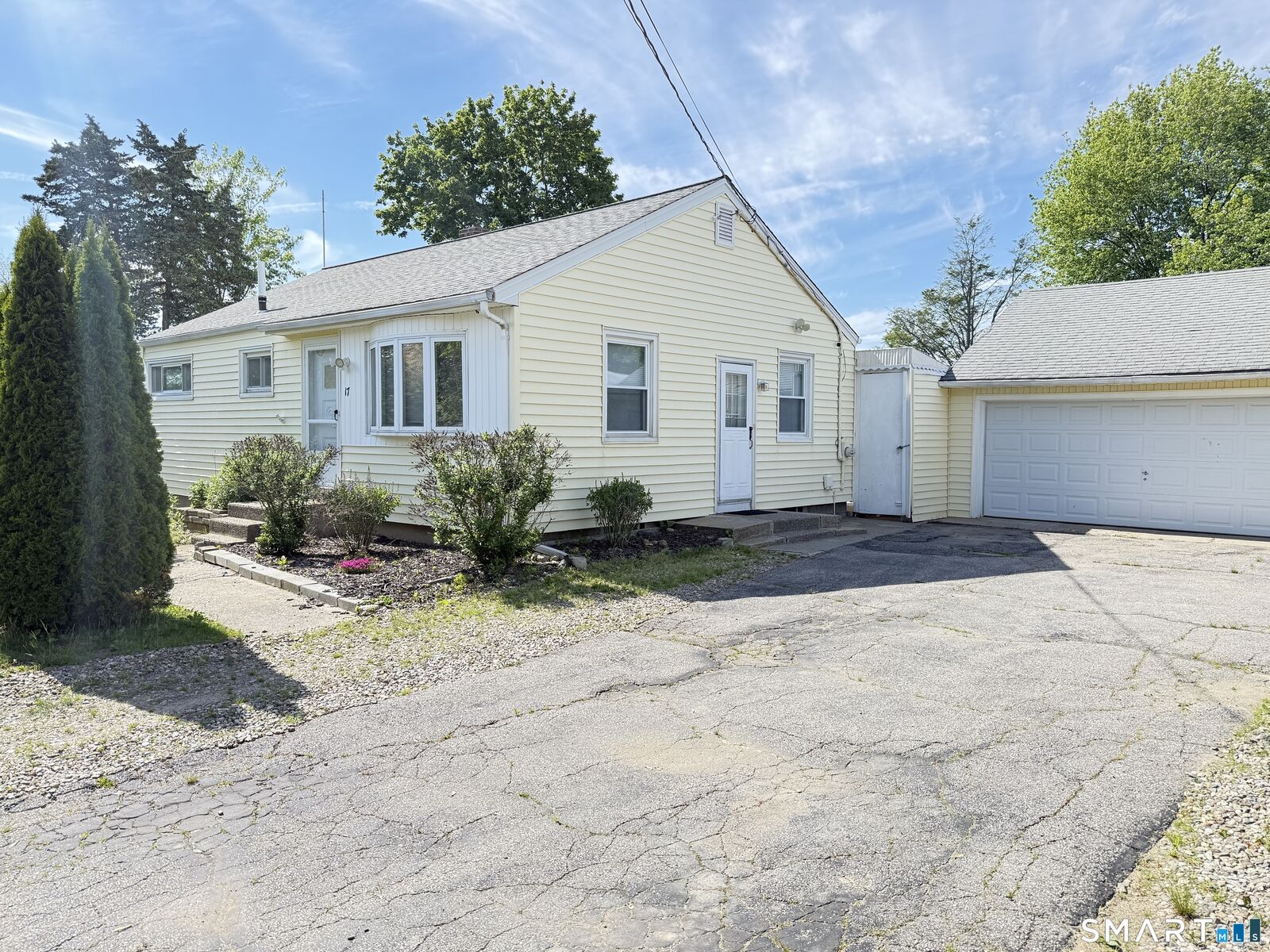 Property Photo:  17 Sunset Drive  CT 06484 