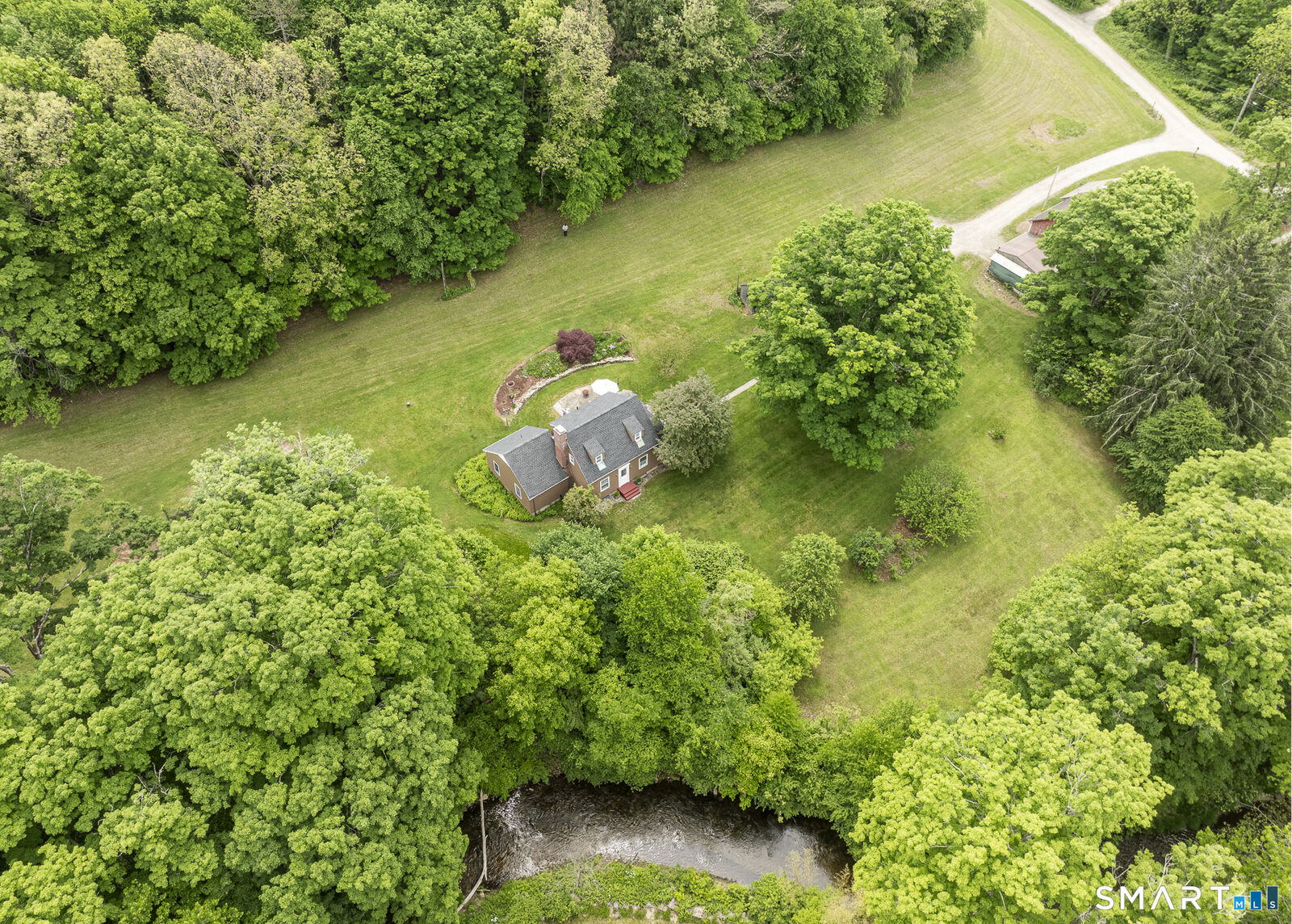 Property Photo:  3 Edsands Farm Lane  CT 06776 