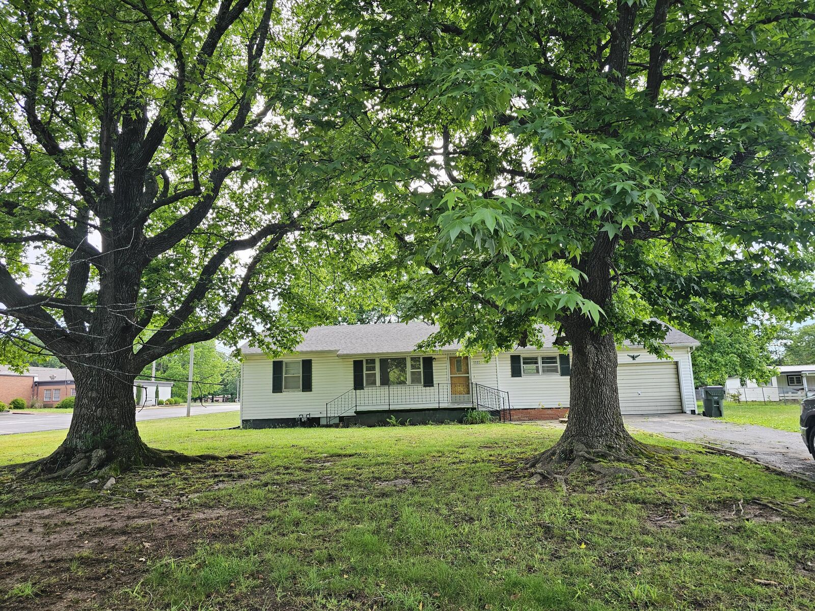Property Photo:  1115 S Carnation Drive  MO 65605 