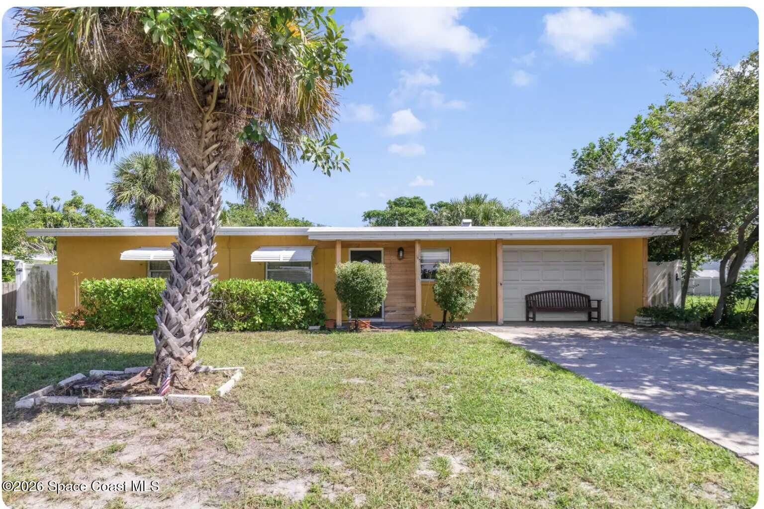 Property Photo:  1437 S Orlando Avenue  FL 32931 