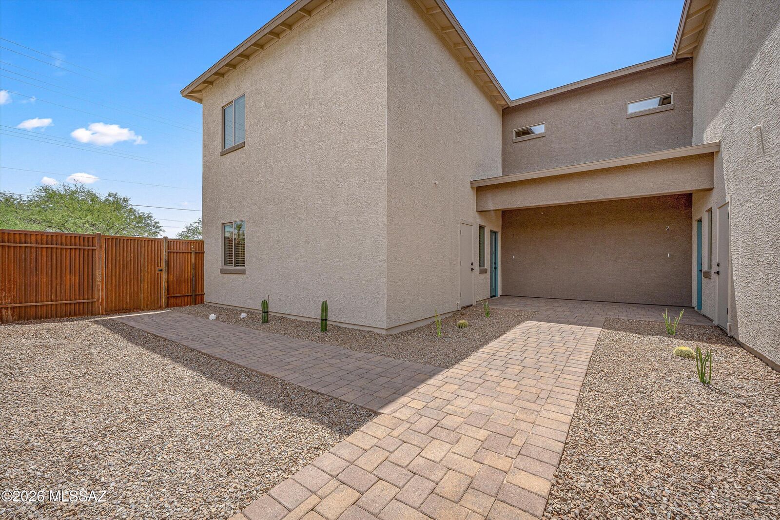 Property Photo:  739 N Queen Avenue #2  AZ 85705 