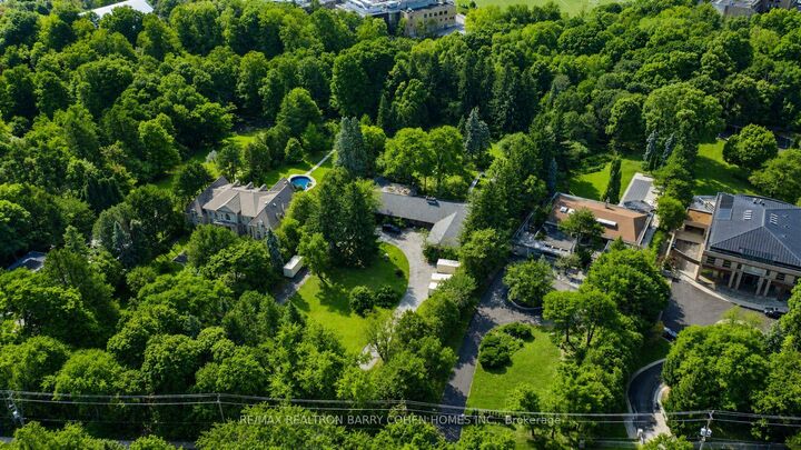 14 Park Lane Circle — photo 1