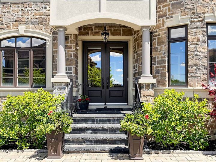Property Photo: 115 Carmichael Crescent ON L7B 0N2