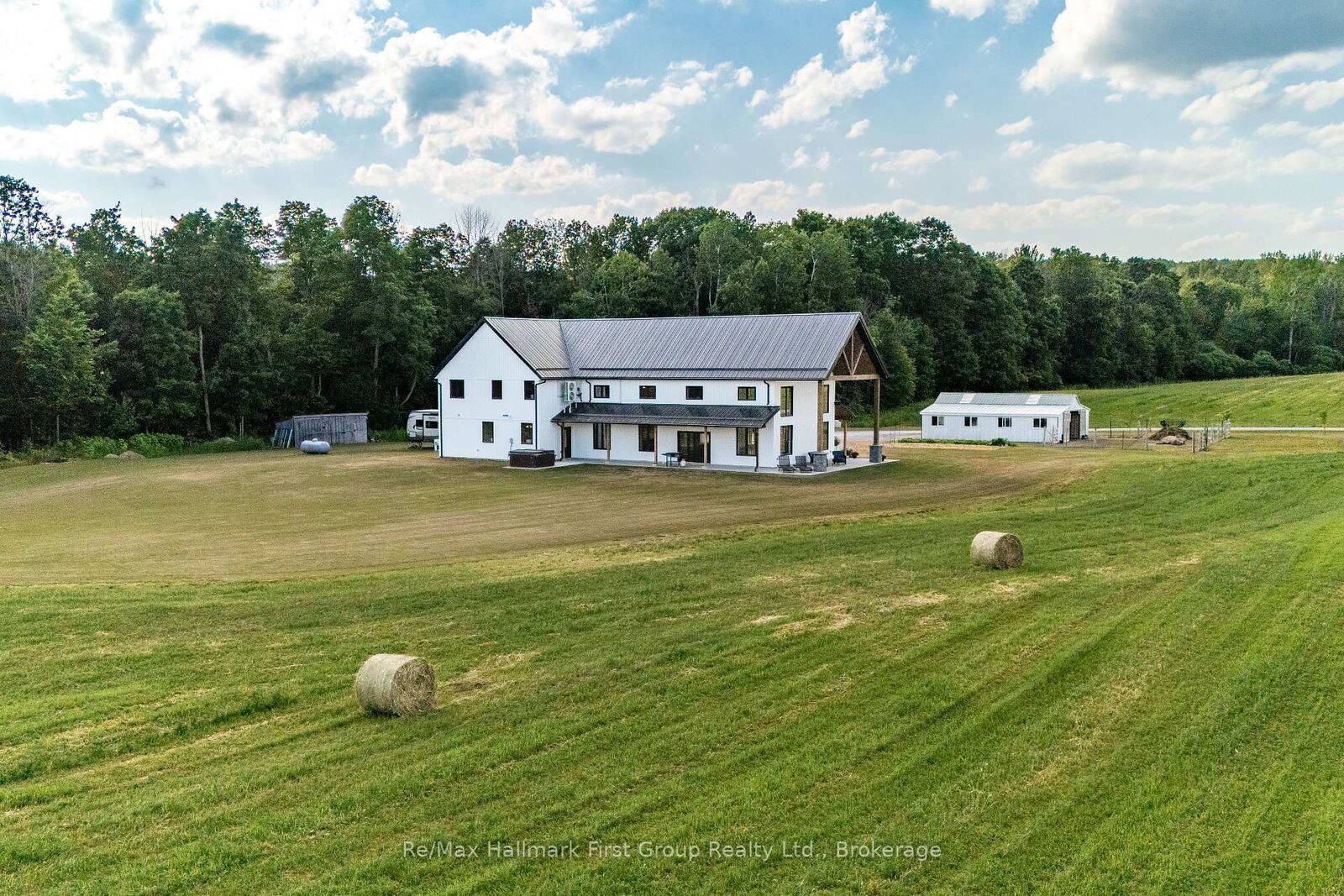 Property Photo: 708 Scriver Road ON K0K 1H0