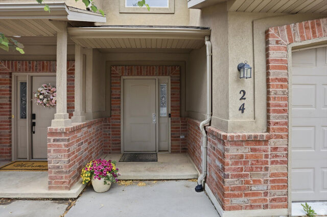 Property Photo:  318 E 2275 N 24  UT 84414 