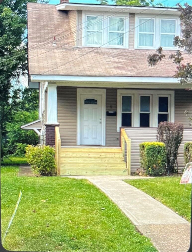 Property Photo: 8 W Laurel Ave PA 16101