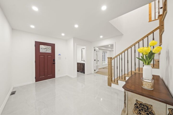 Property Photo: 14389 26 Avenue BC V4P 2G8