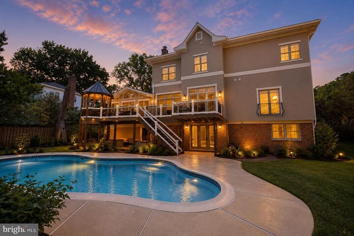 Property Photo:  13 Trailridge Court  MD 20854 