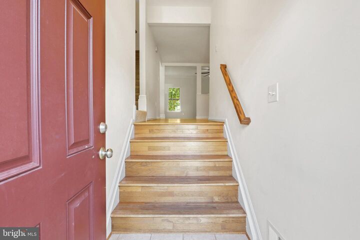 Property Photo:  3146 Valentino Court  VA 22124 