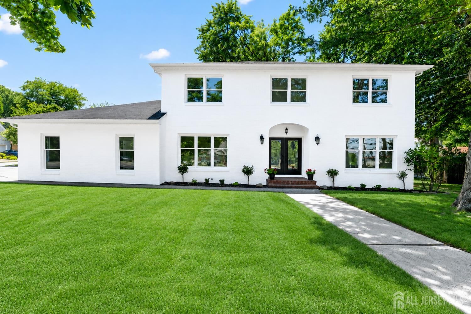 Property Photo: 975 Inman Avenue NJ 08820