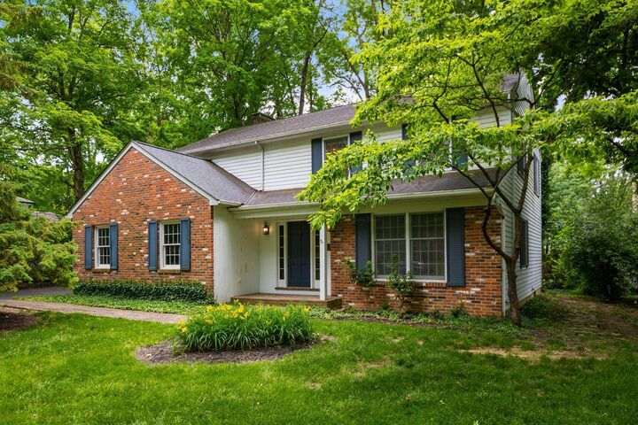 Property Photo:  2357 Dorset Road  OH 43221 