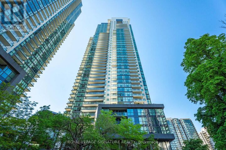 Property Photo: 5168 Yonge Street 1108 ON M2N 0G1