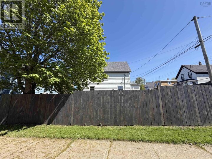 Property Photo:  Rockdale Avenue, Sydney Avenue 97  NS B1P 1Z3 