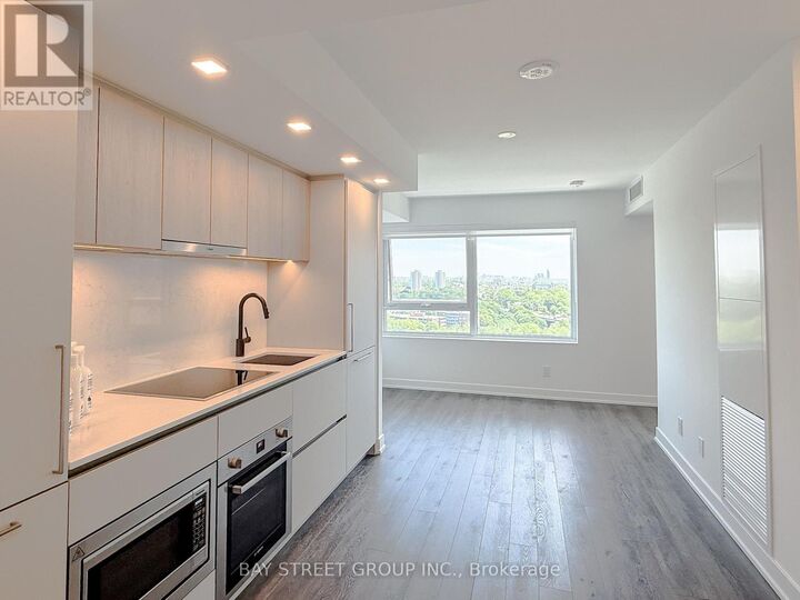 Property Photo:  609 Sherbourne Street 1409  ON M4X 0A4 