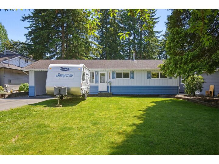 Property Photo:  34458 Kent Avenue  BC V2S 2W8 